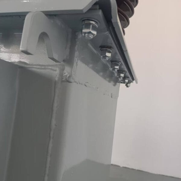 3 phase power transformer (103)