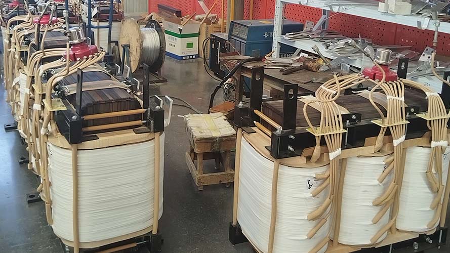 what-is-inside-a-power-transformer-2