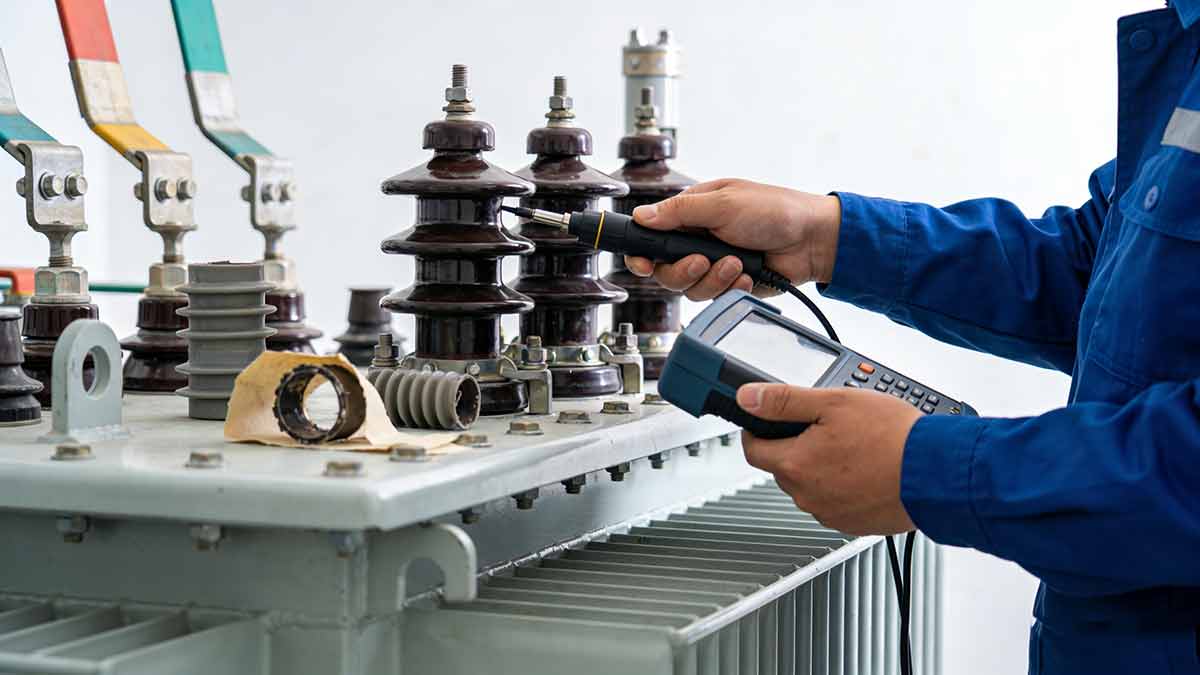 Long-Term-Reliability-of-Oil-Immersed-Transformers-3